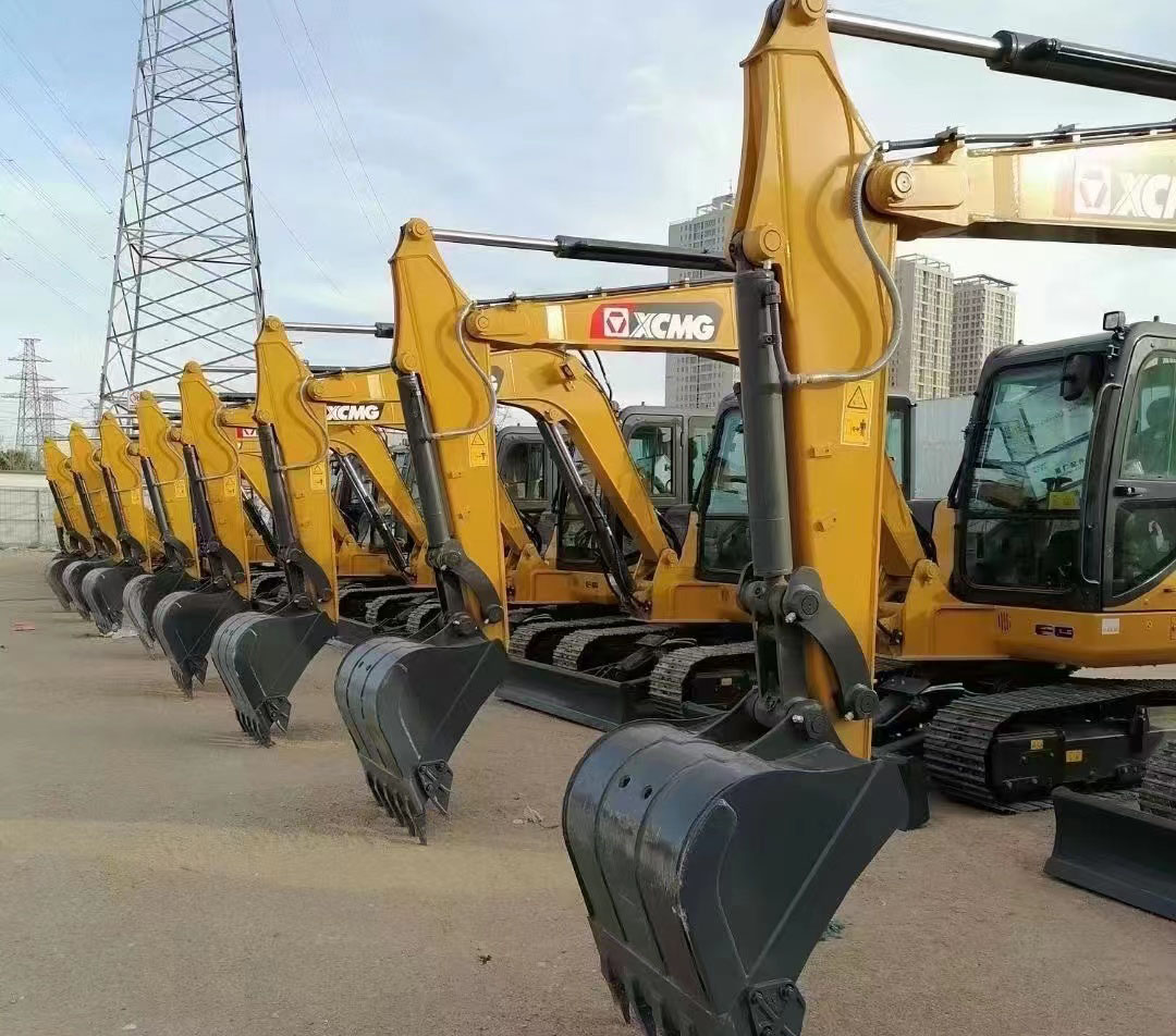 邓州市挖掘机培训车辆